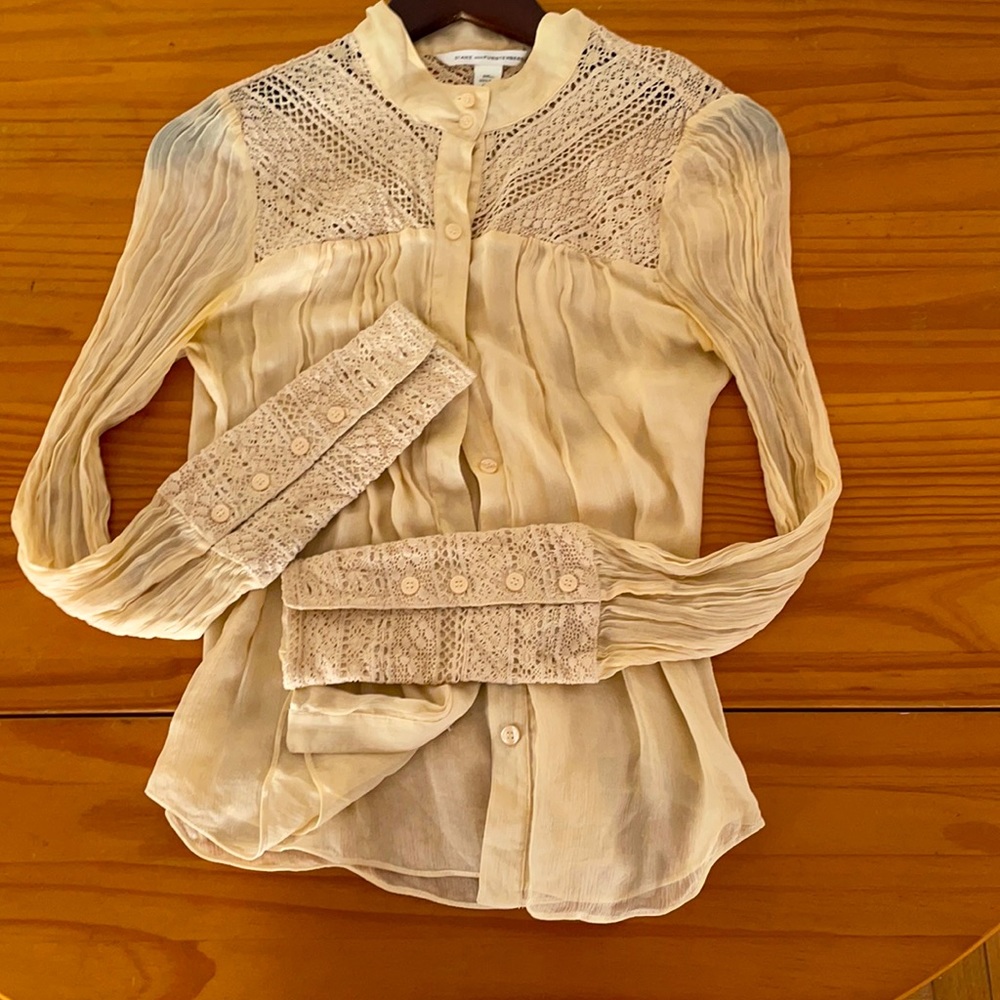Diane vonFurstenberg button down silk shirt